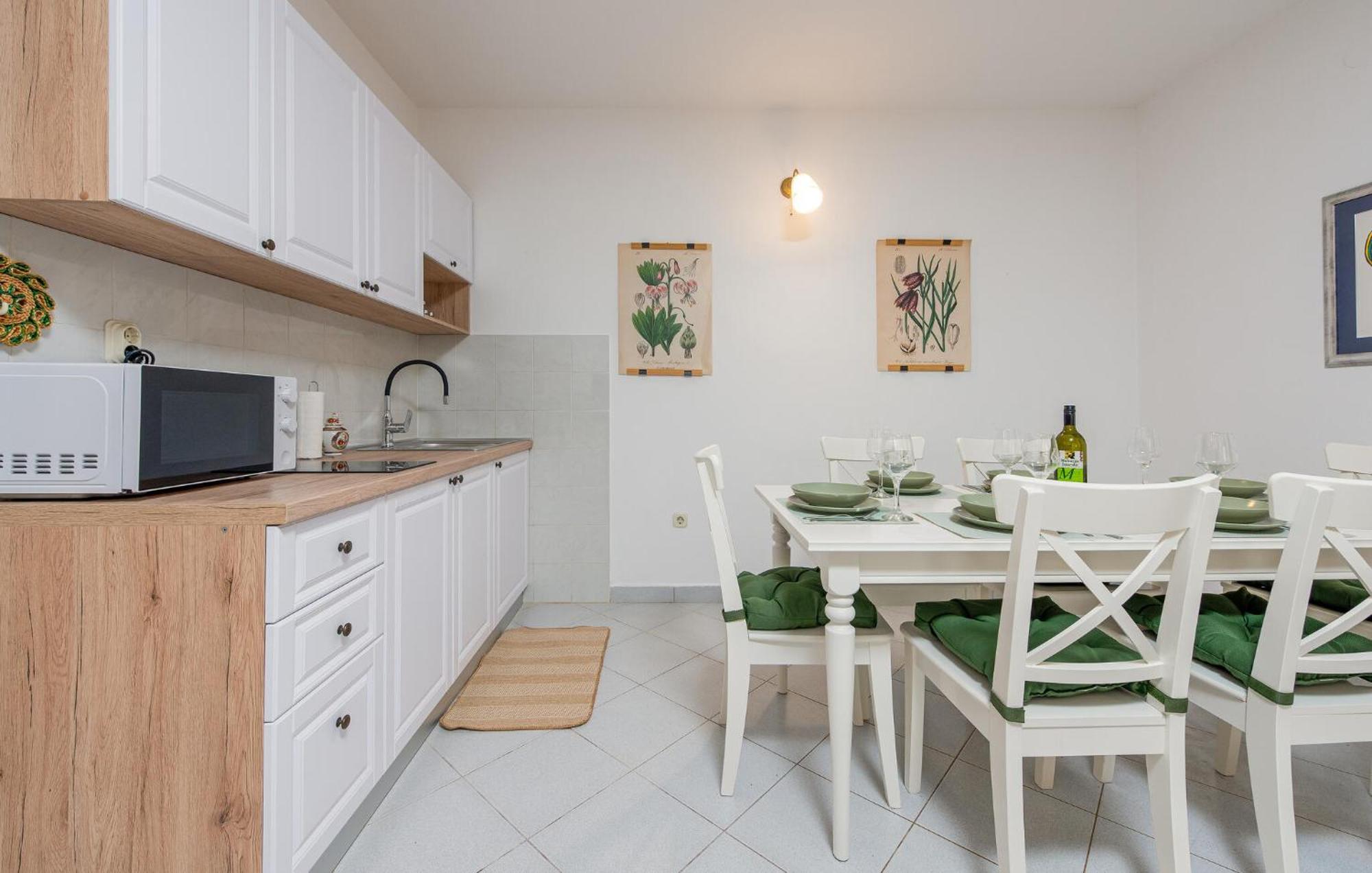 Beautiful Home In Novalja With Wifi Exterior photo