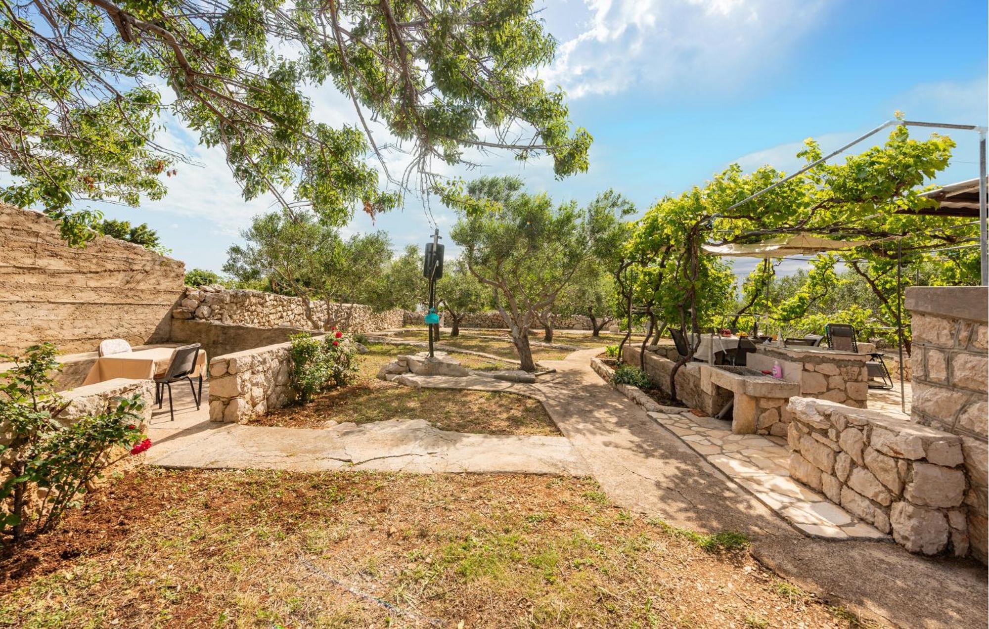 Beautiful Home In Novalja With Wifi Exterior photo